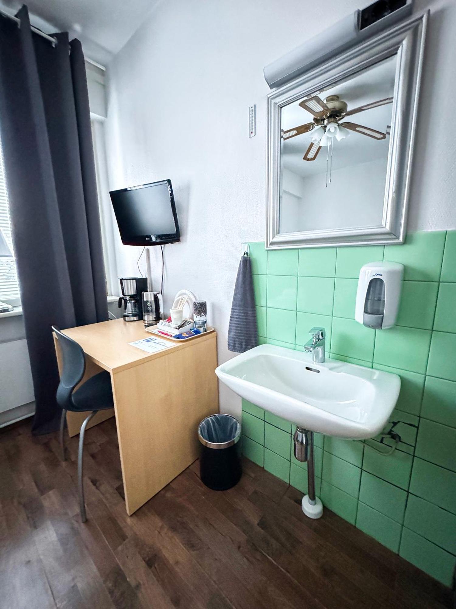 Hostelli Matkustajakoti Kuopio Extérieur photo